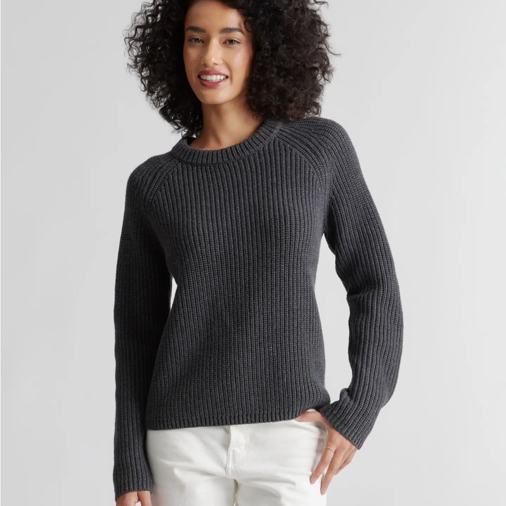 NWT Quince Organic Cotton Fisherman Crew Sweater, size M, Charcoal color